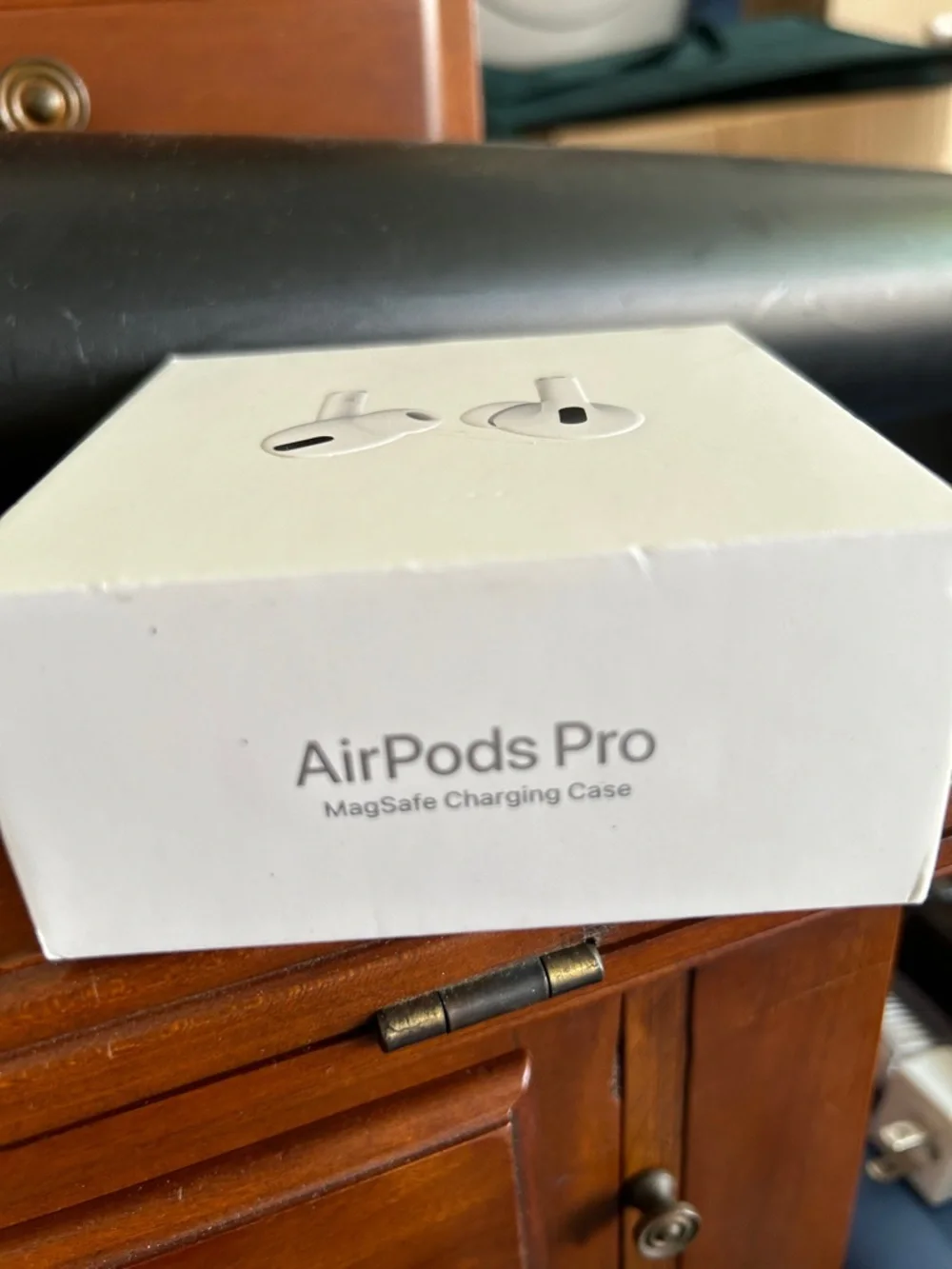 **Box‎ only **Apple AirPods Pro 1st Generation BOX & INSERTS ONLY